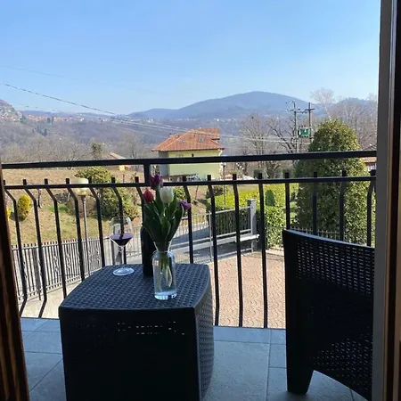 Il Tulipano Vakantiehuis Pettenasco